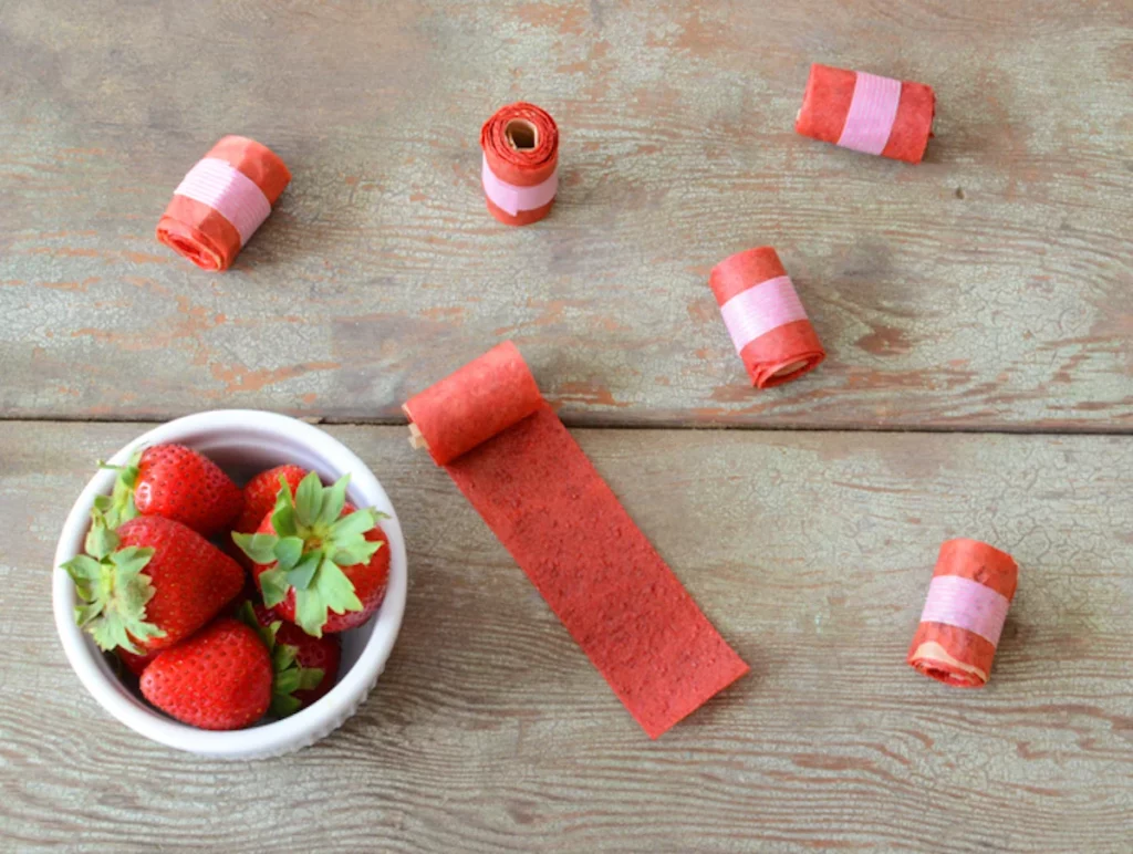 Is Fruit Roll Up Plastic Edible