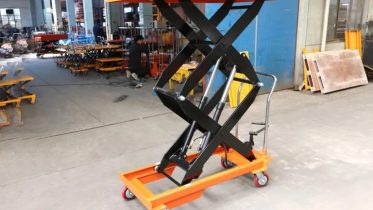 4 Things You Need To Know About Hydraulic Scissor Lift Trolley