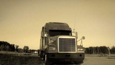What Should You Know Before Financing a Commercial Truck on Bad Credit