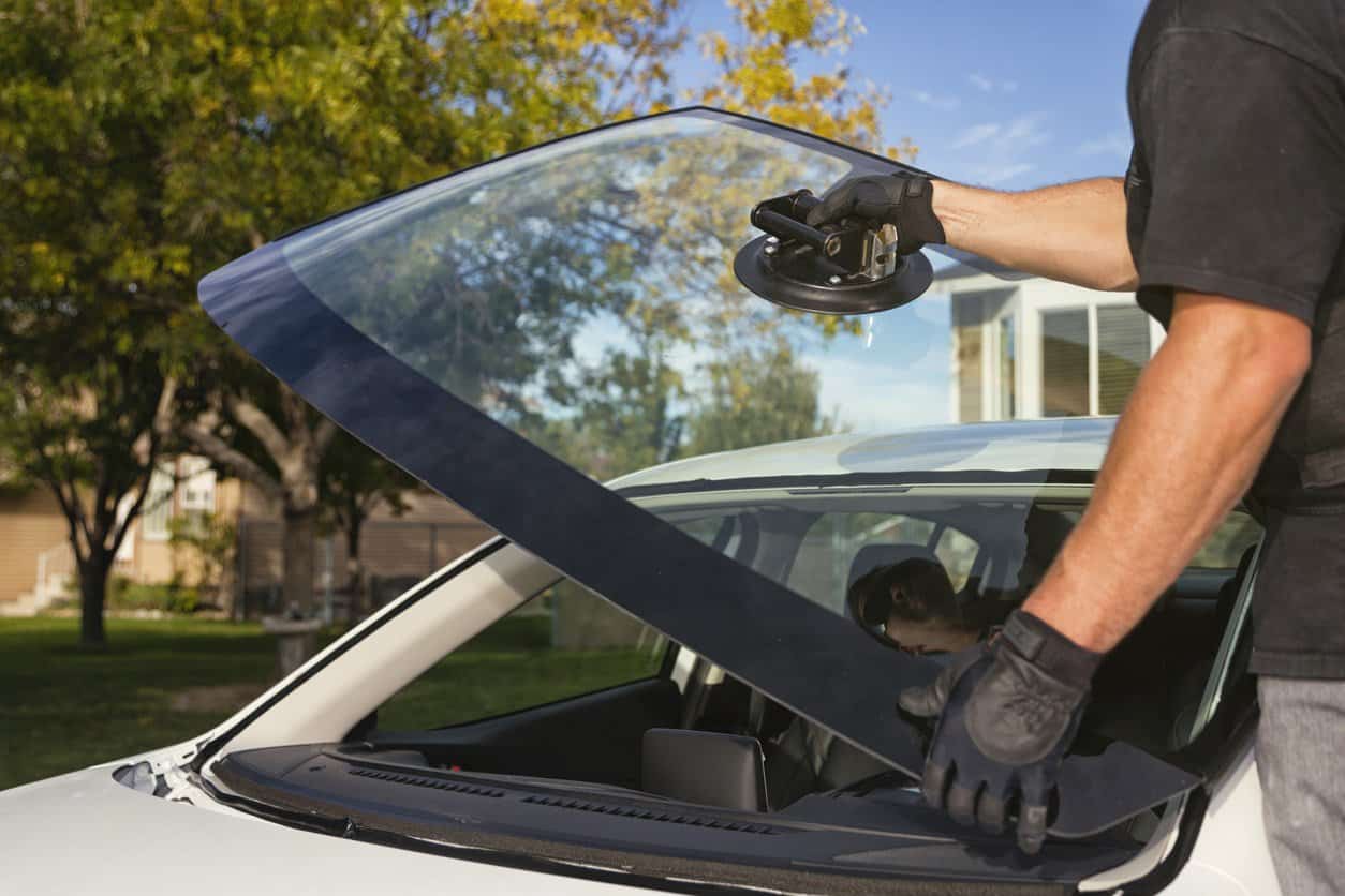 The Pros and Cons of Repairing vs. Replacing Your Windshield Dreams wire