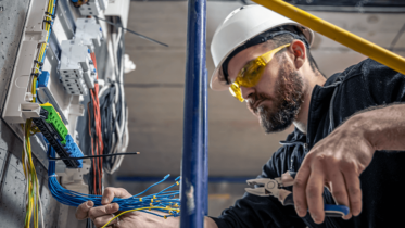How to Start an Electrical Business: 7 Steps to Success
