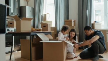 8 Ways to Make the Moving Process Less Stressful
