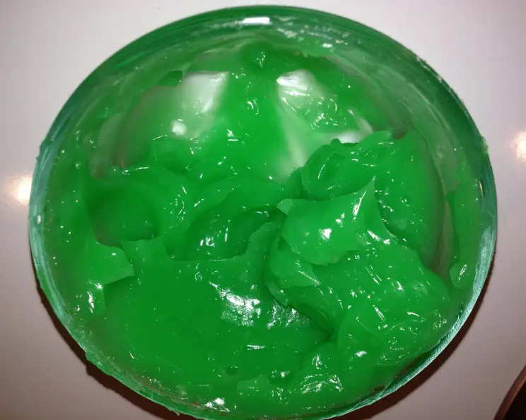 Is Piping Gel Edible? Let's Discover The Piping Gel Mystery