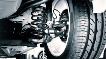 How to maintain your shock absorbers and clutches in summer