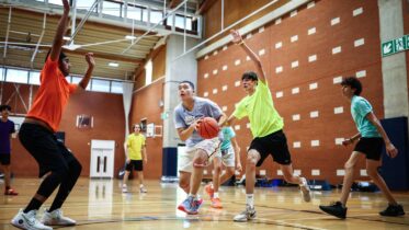 Joining the Right Basketball Camp for Intermediate Players